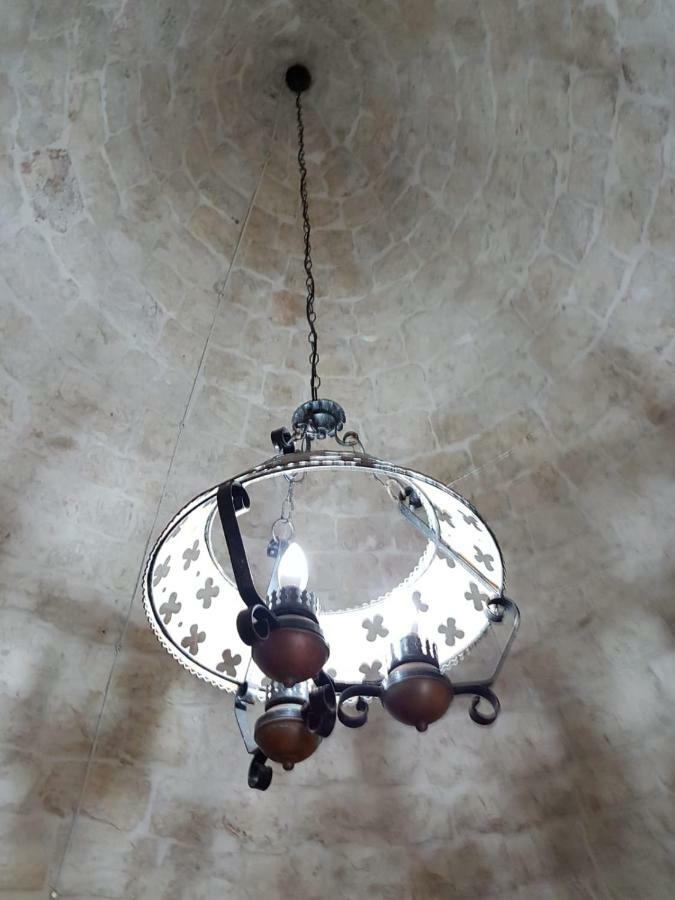 Trullo Incantevole Ostuni Bagian luar foto